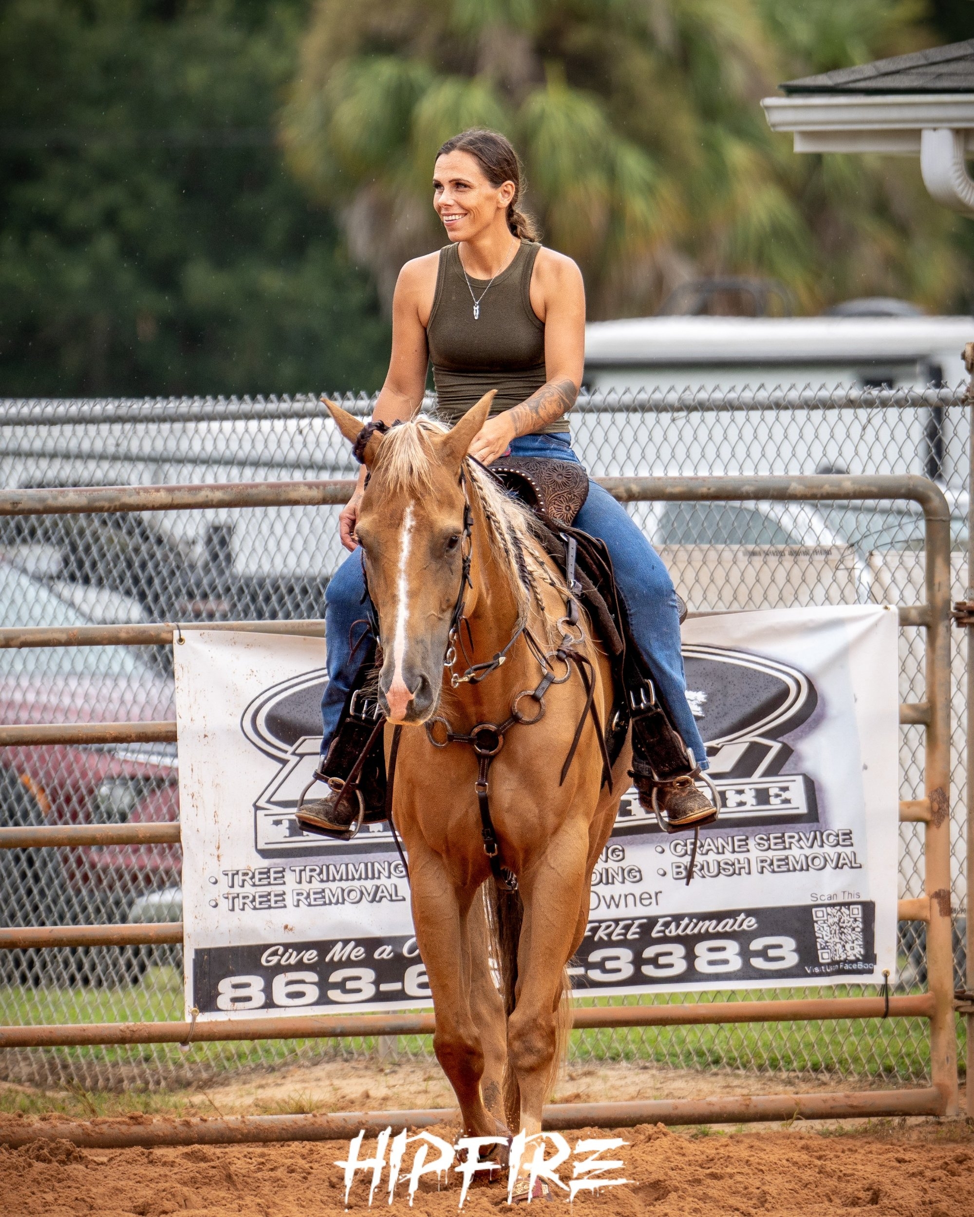 carousel-hero-element image-3