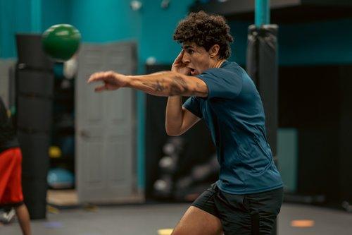 carousel-hero-element image-3